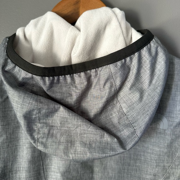 The North Face Grey Jacket - Picture 3 of 5